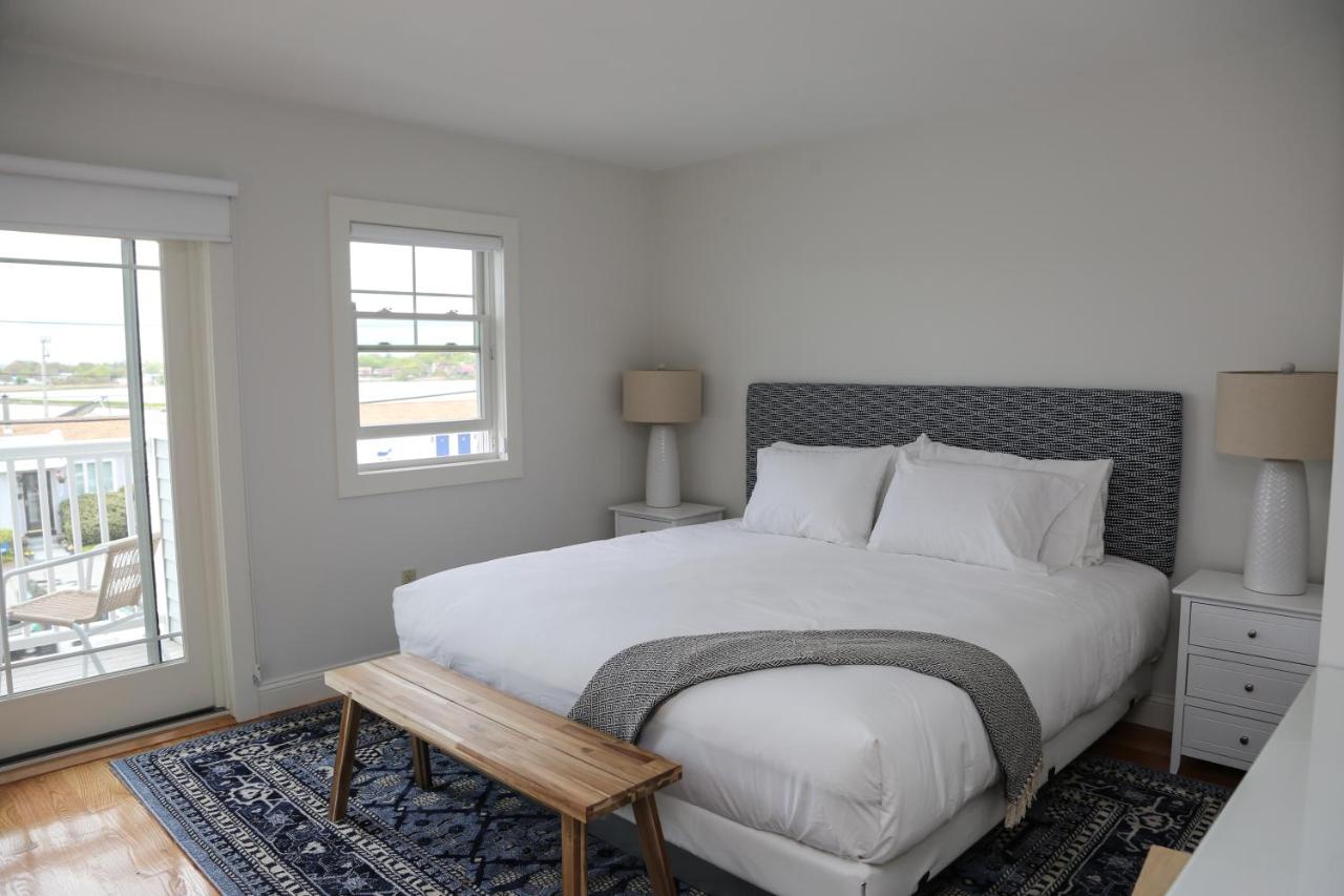 | The Sea Breeze Inn