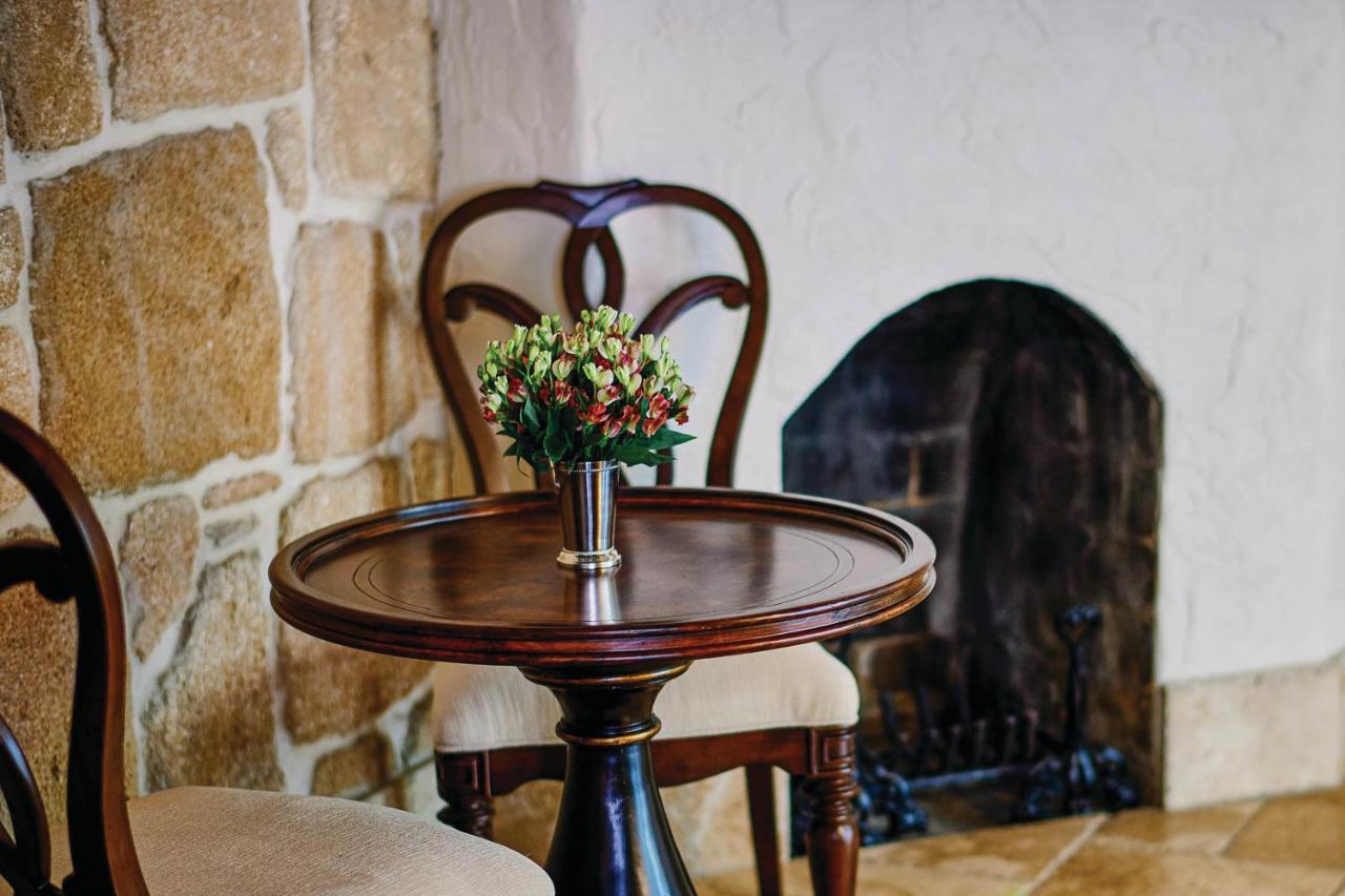 Deluxe King Suite at The Collector Inn - Adults Only
