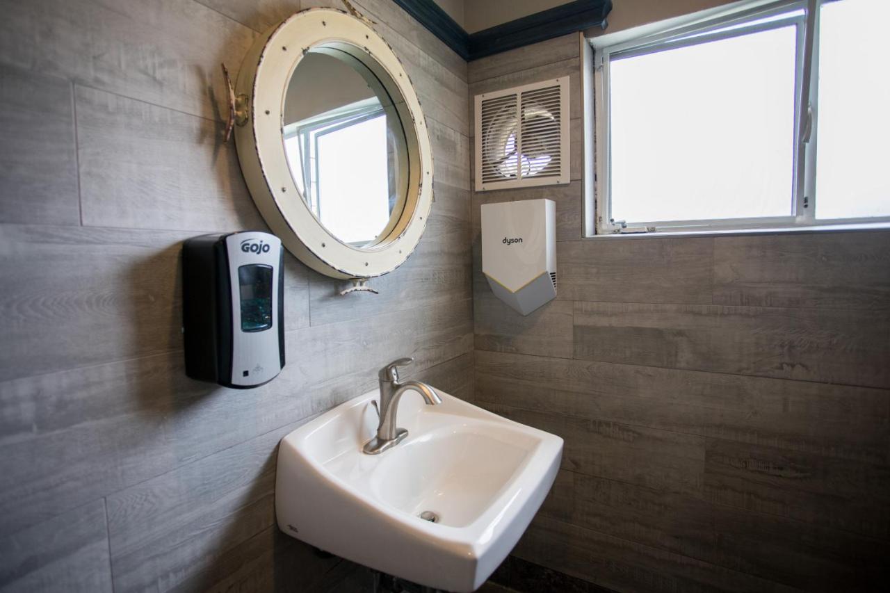 | Ocean Park Hotel