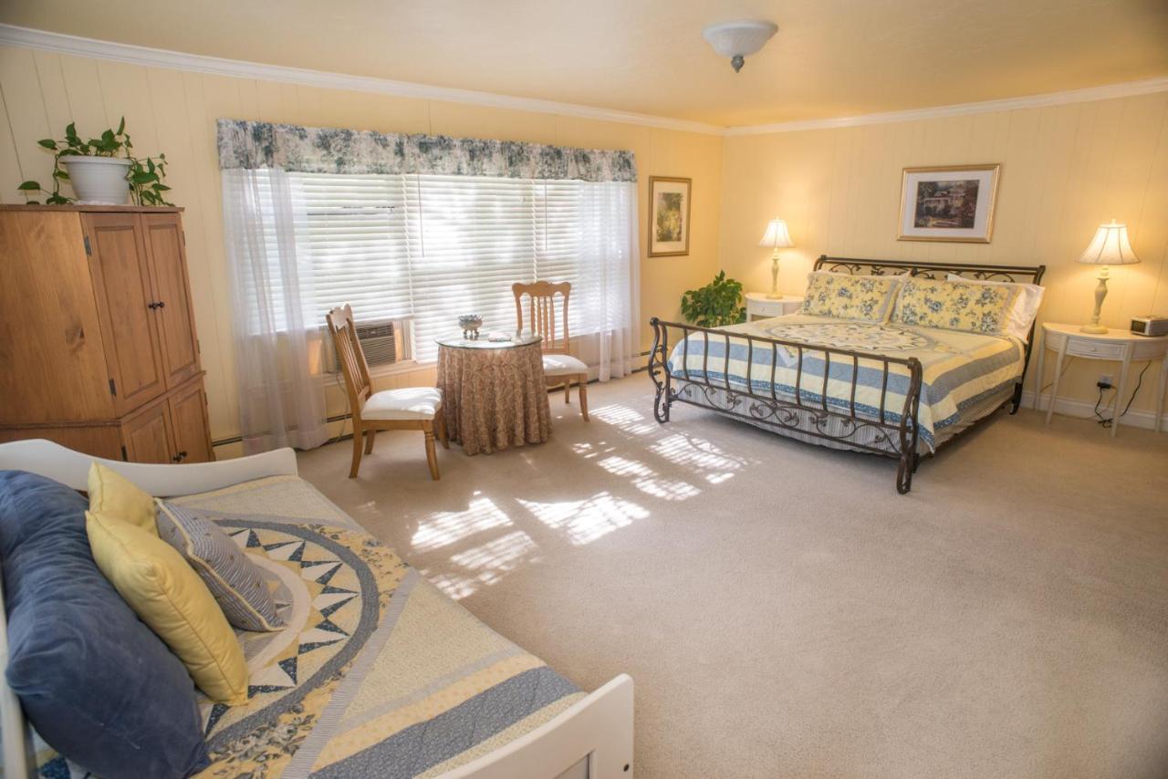 | Willow Pond Bed and Breakfast