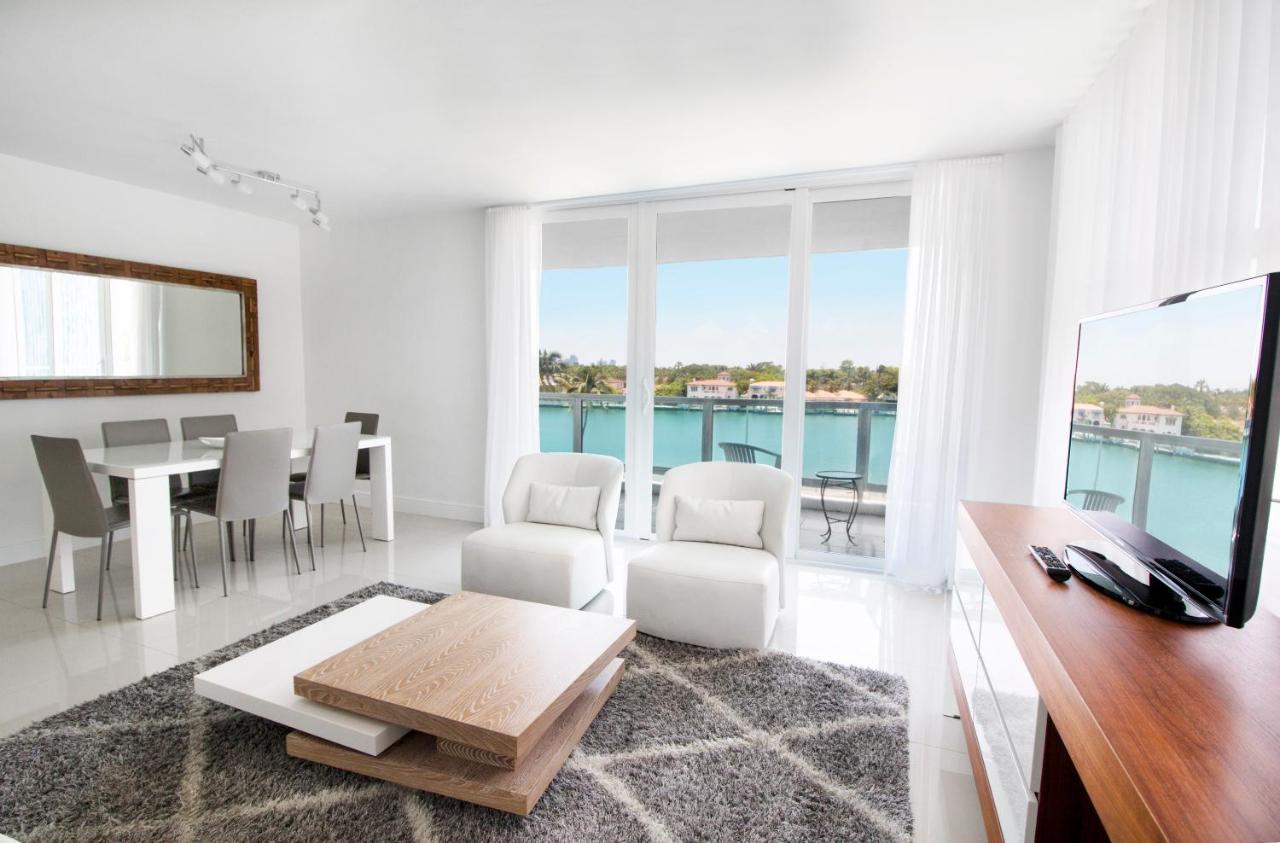 Corner Bayview Master Suite 2 Bedroom 2 Bath and Kitchen at Seacoast Suites on Miami Beach
