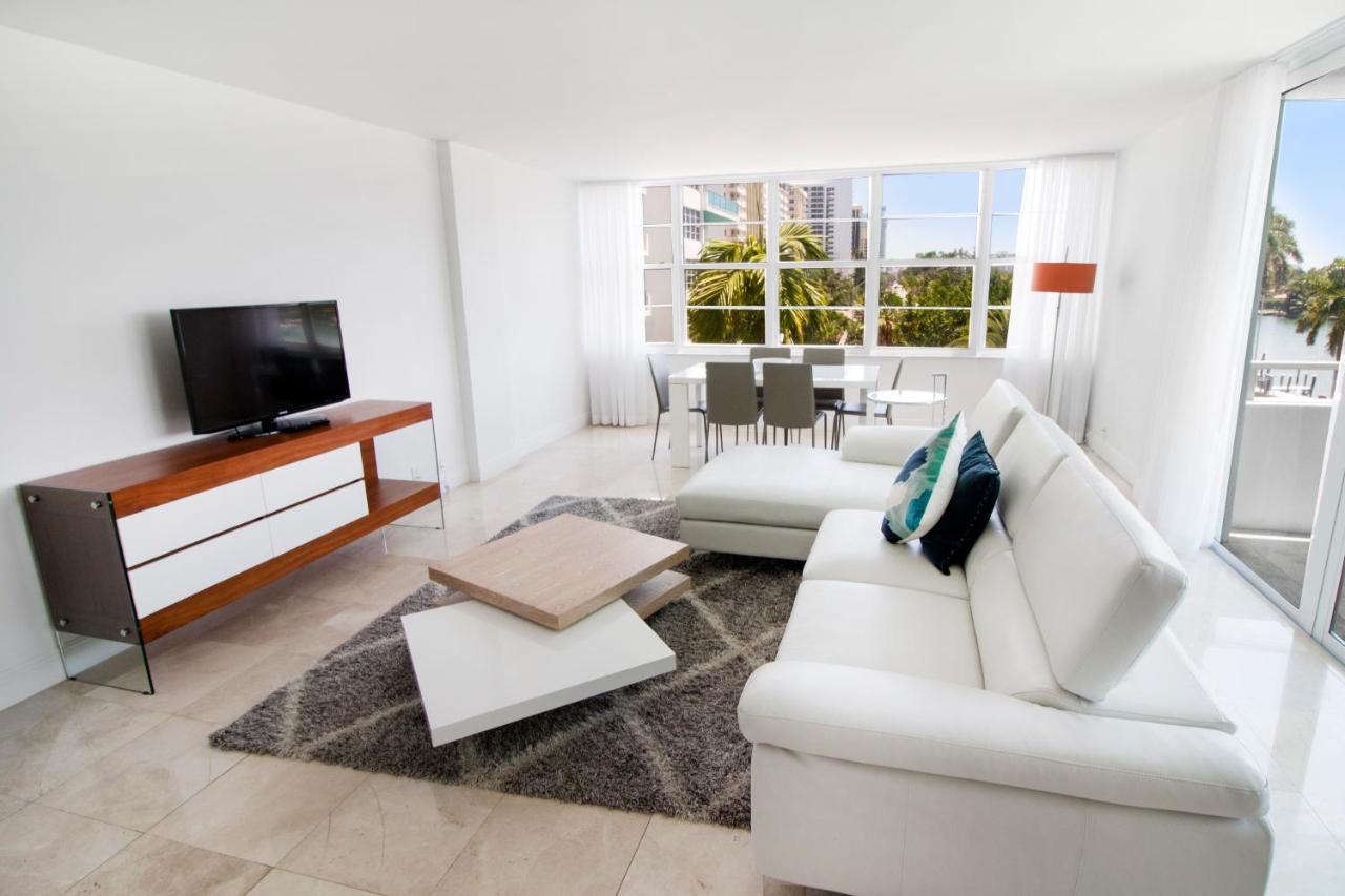 Premier Bayview Suite 3 Bedroom 2 Bath Granite Kitchen at Seacoast Suites on Miami Beach