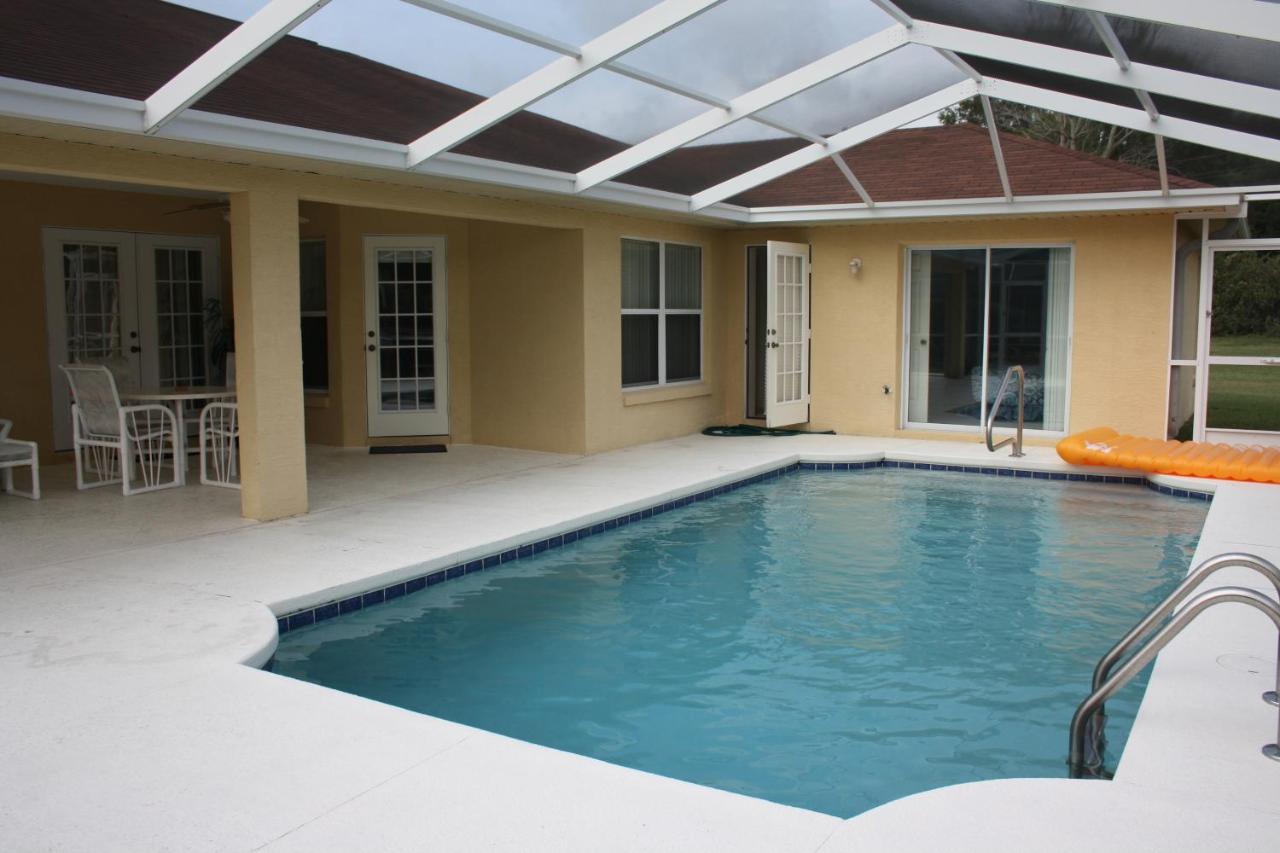 | Golf Course Resort Luxury Villa