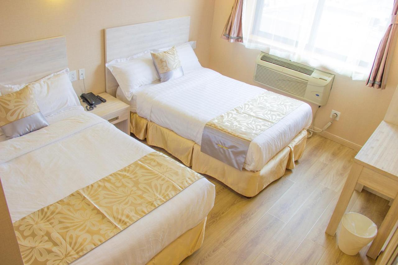 | Phoenix Hotel Brooklyn Sunset Park