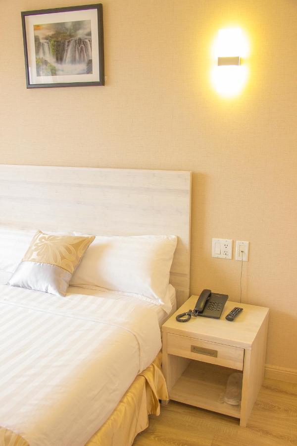 | Phoenix Hotel Brooklyn Sunset Park