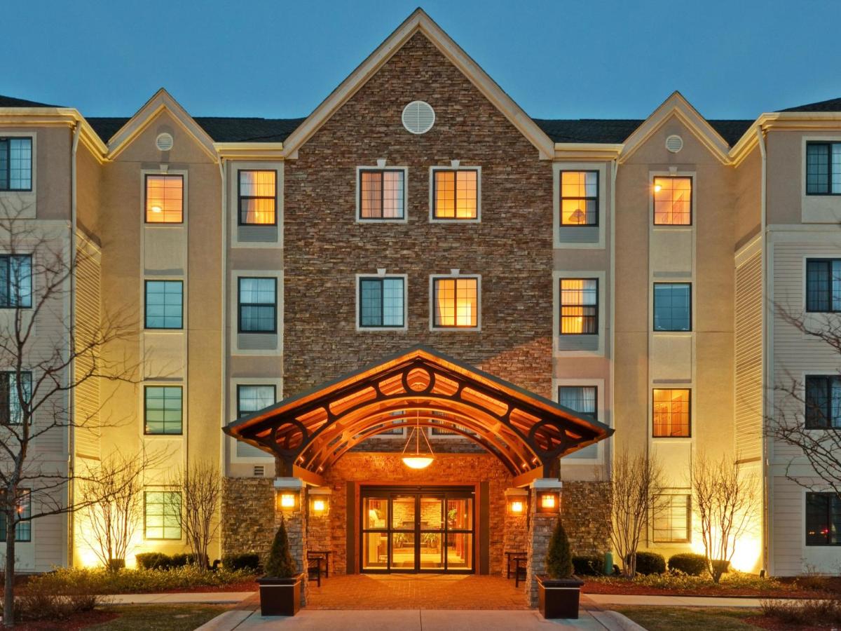  | Staybridge Suites Glenview, an IHG Hotel