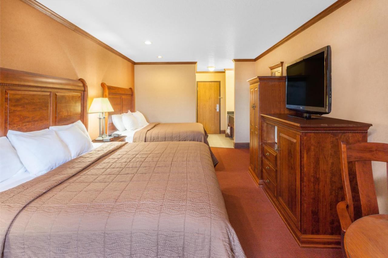 Deluxe Queen Room with Two Queen Beds - Disability Access - Non-Smoking at Ramada by Wyndham Mackinaw City Waterfront