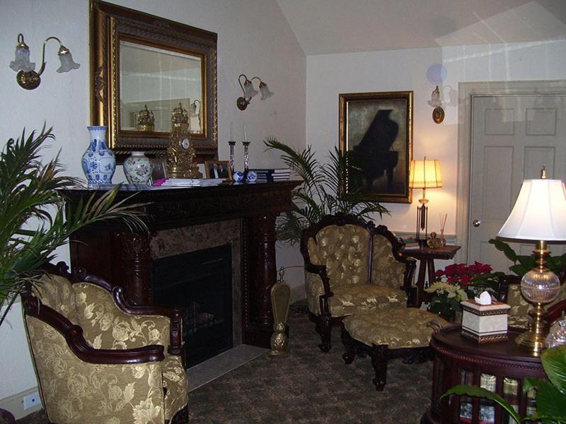 | Inn at the Olde Silk Mill