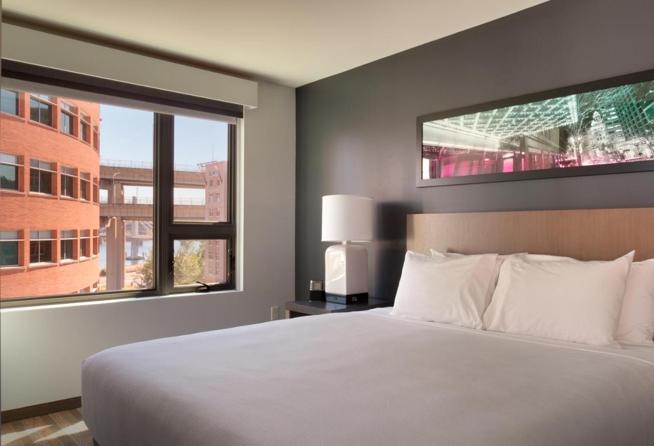 View King Studio at Hyatt House Portland/Downtown