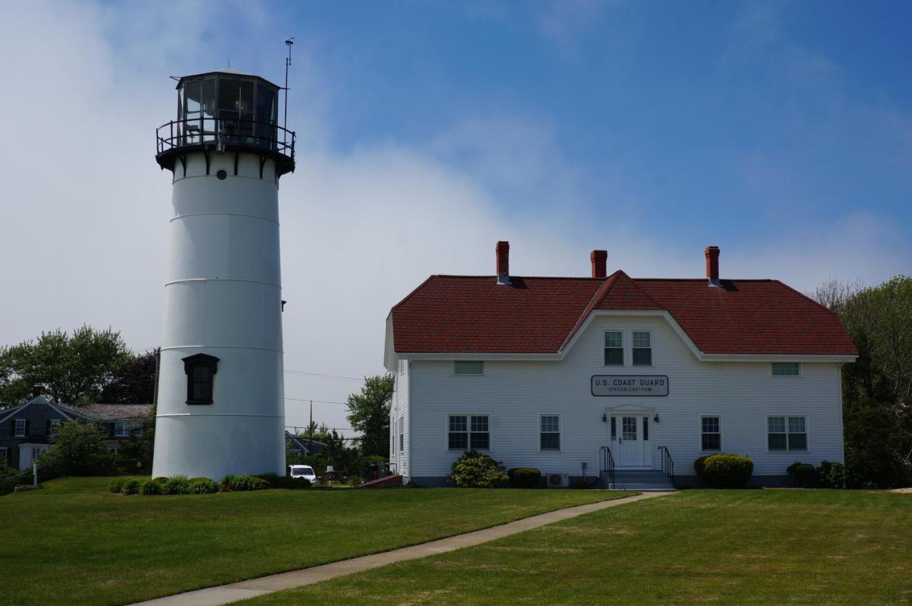| Chatham Tides