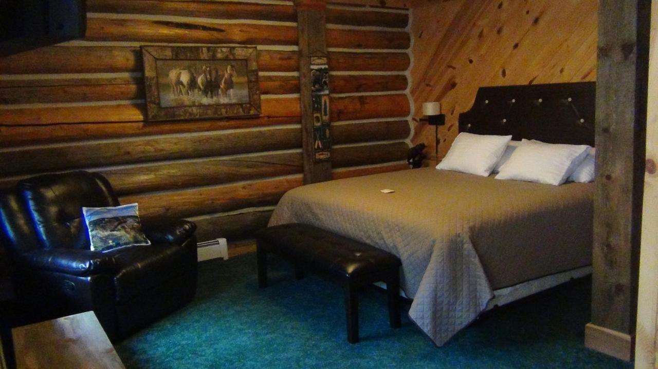 | Judith Mountain Lodge