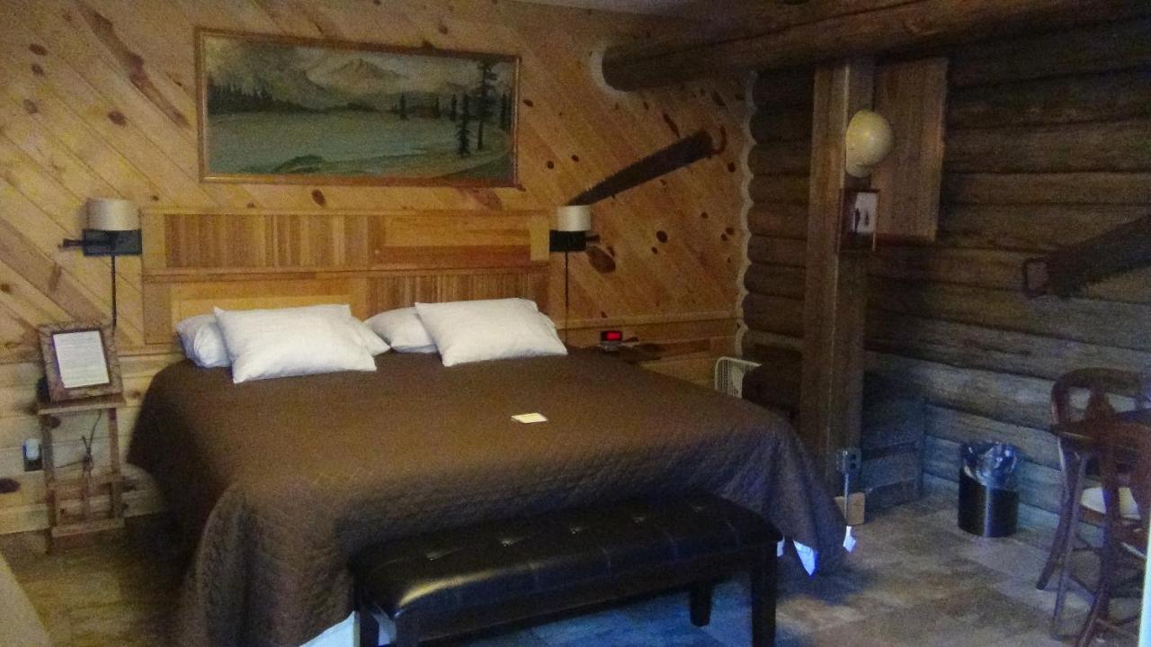 | Judith Mountain Lodge