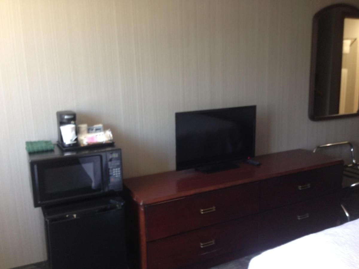 | Country Inn & Suites by Radisson, Portland Delta Park, OR