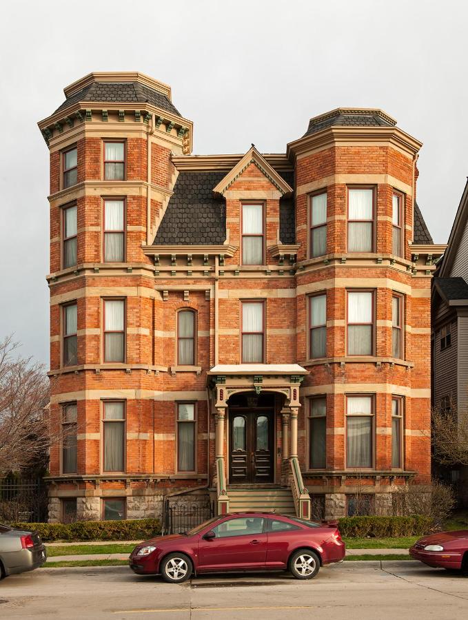 | The Inn at 97 Winder