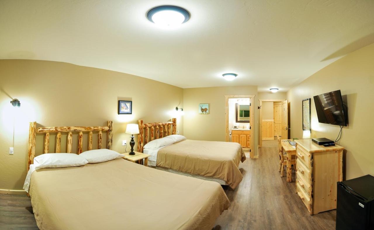 | Glacier Outdoor Center