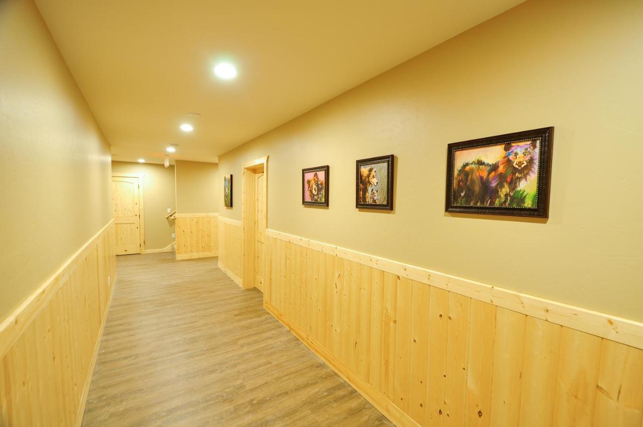 | Glacier Outdoor Center