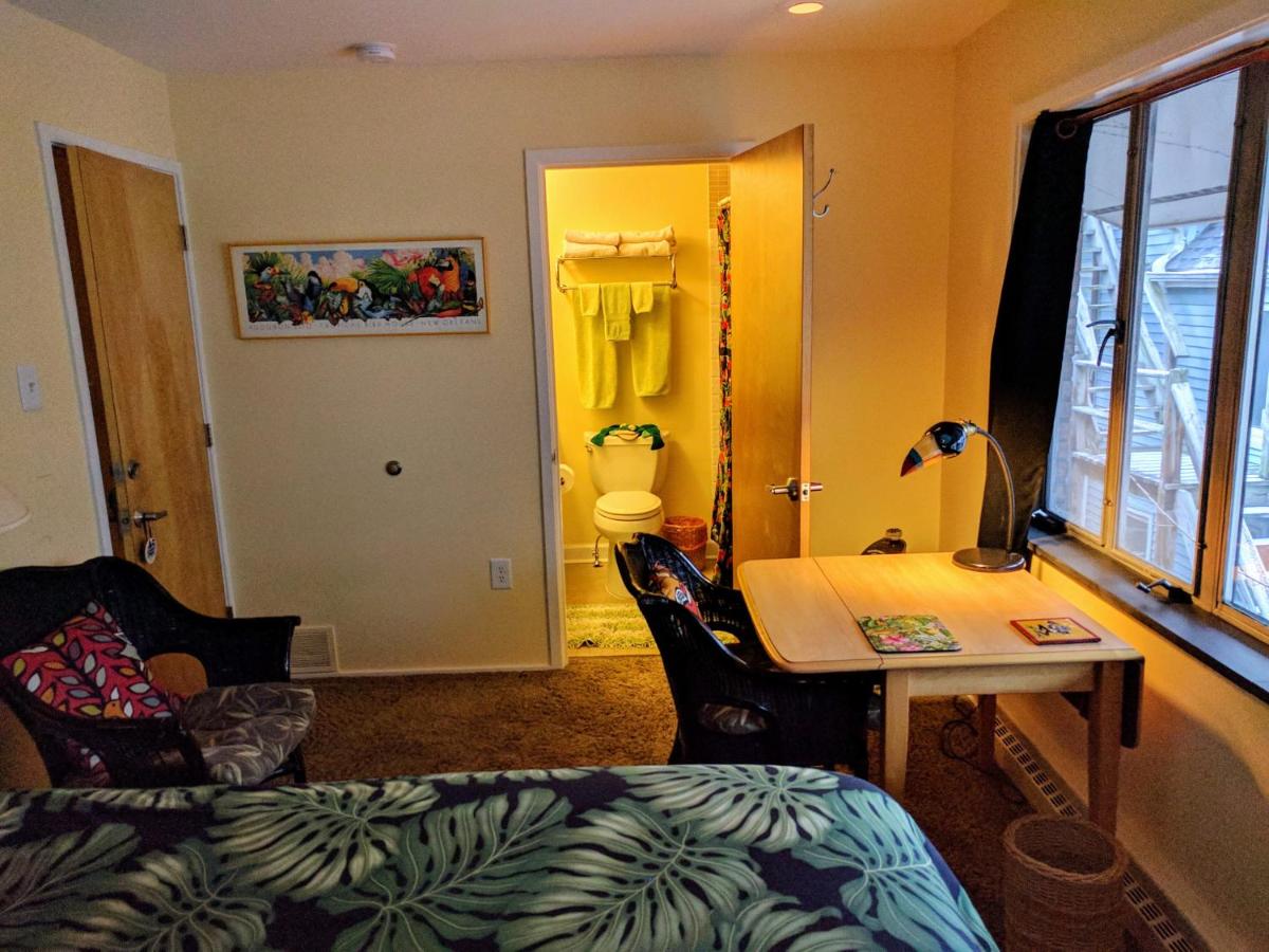 | Ann Arbor Bed and Breakfast