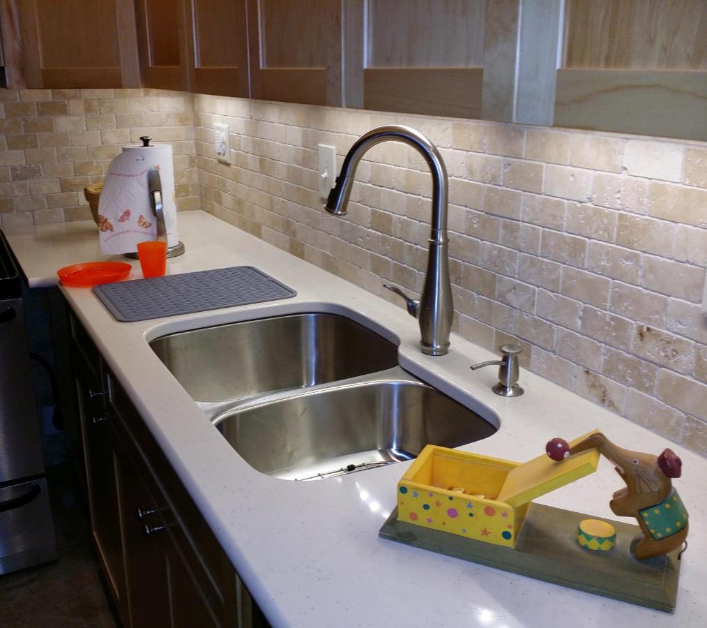 | Ann Arbor Bed and Breakfast