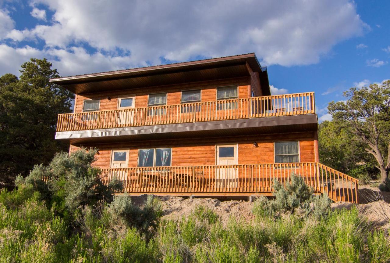 | Boulder Mountain Guest Ranch