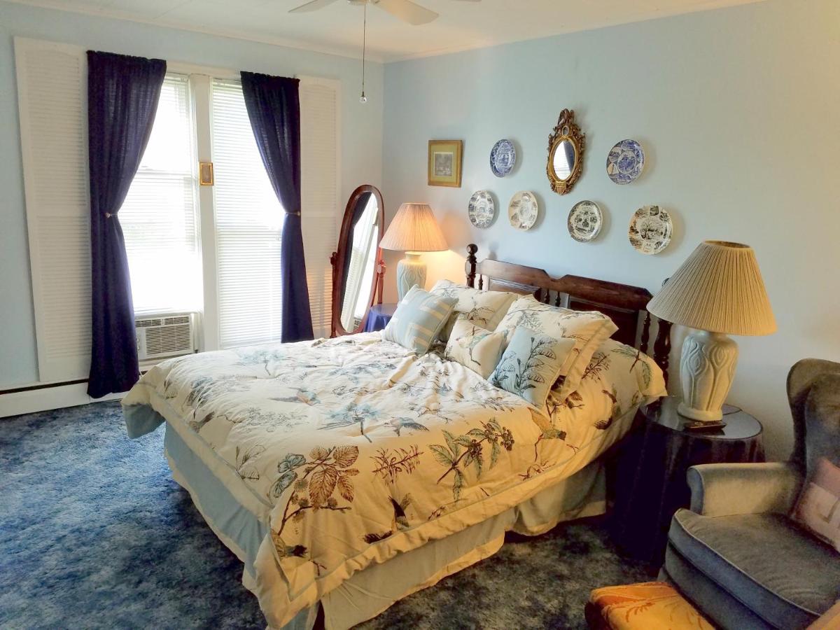 | Kountry Living Bed and Breakfast