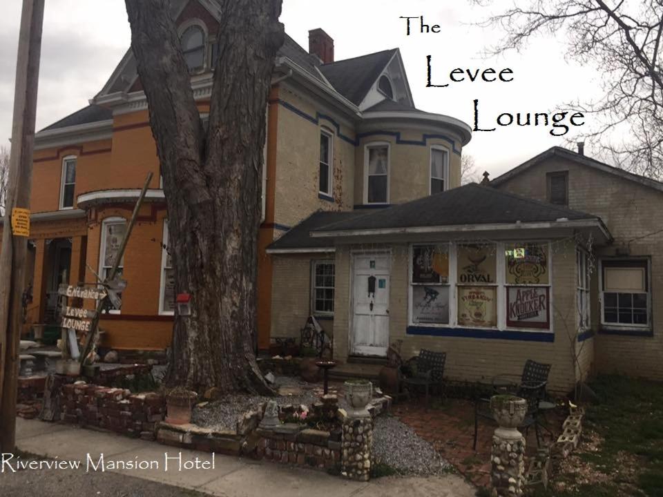 | Riverview Mansion Hotel
