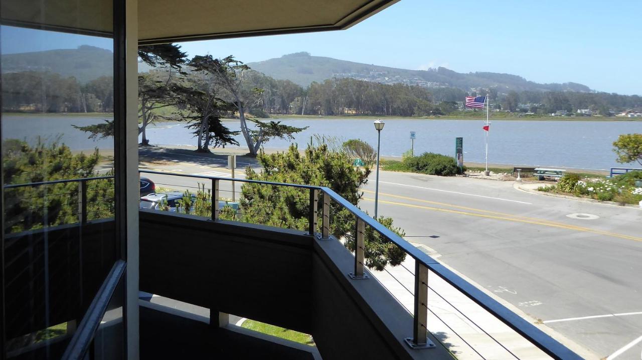 | Baywood Inn Bed & Breakfast