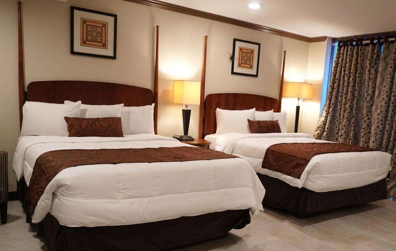 Double Room with Pool View at Beachside Resort
