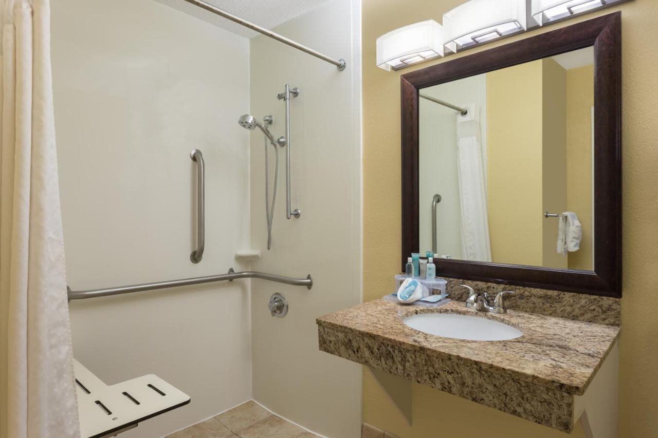 2 Double Beds Non-Smoking at Wyndham Garden Summerville