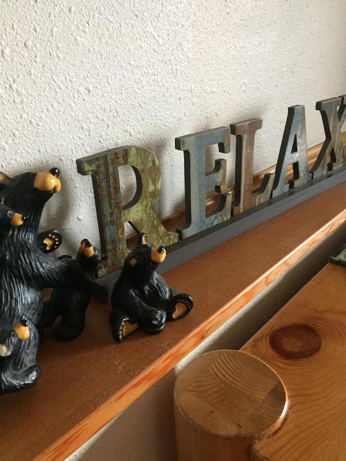 | Bears Den Alaska Lodging