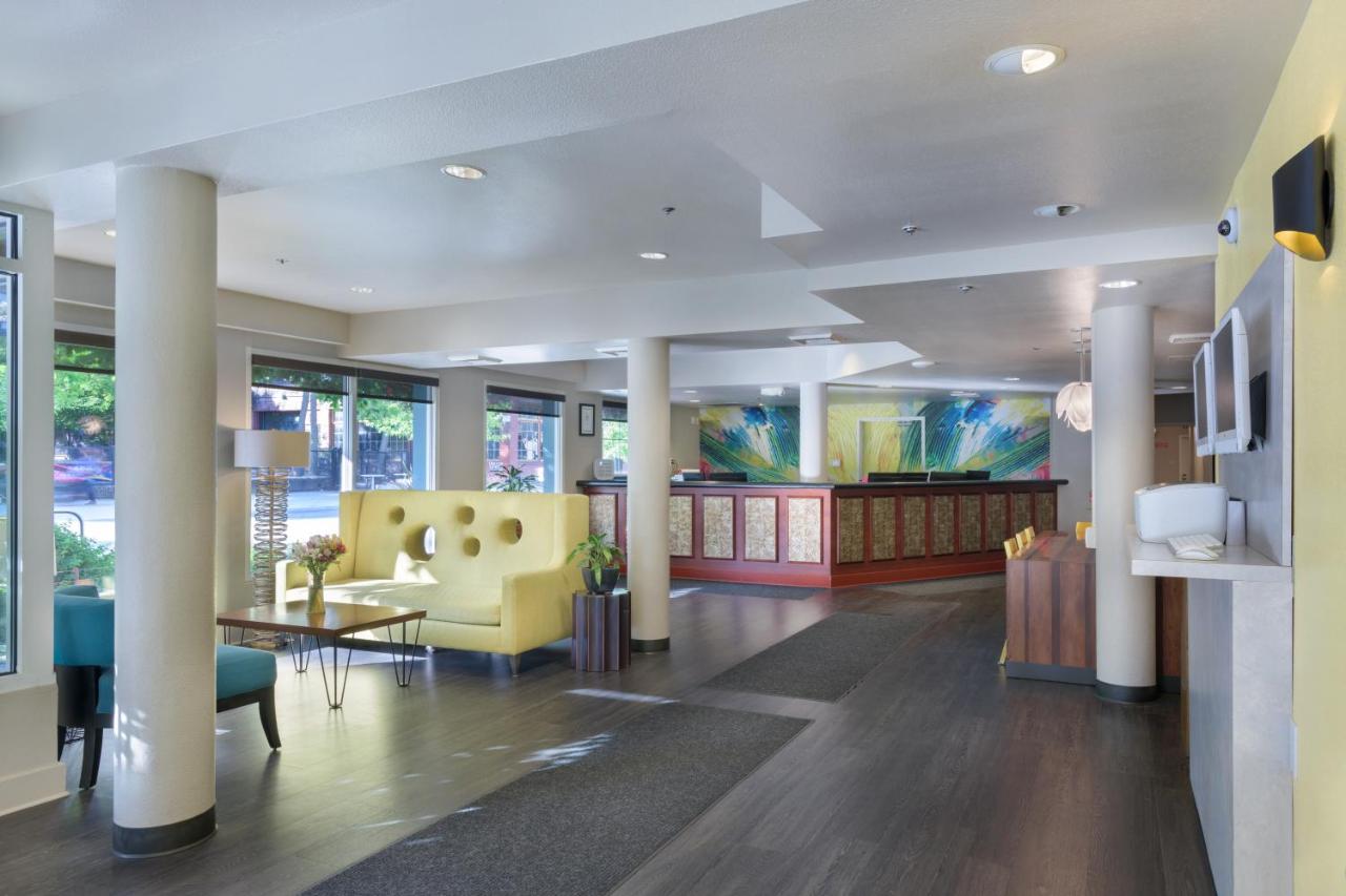| Belltown Inn