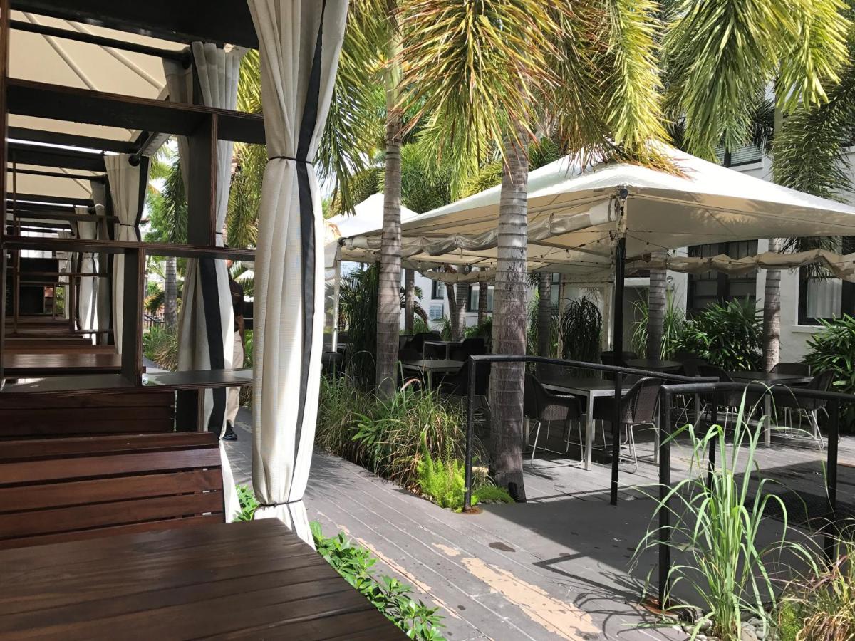  | South Beach Plaza Hotel