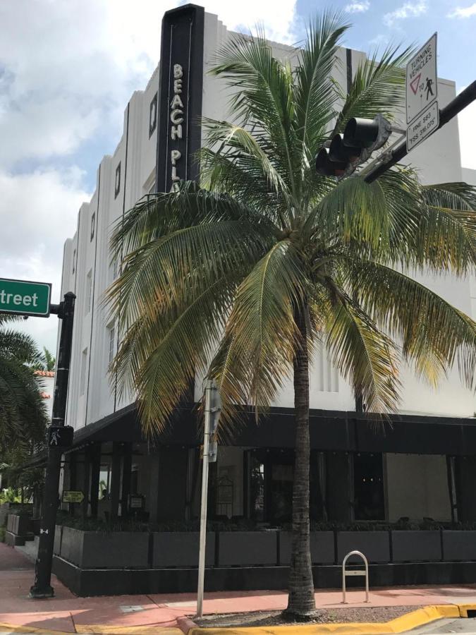  | South Beach Plaza Hotel