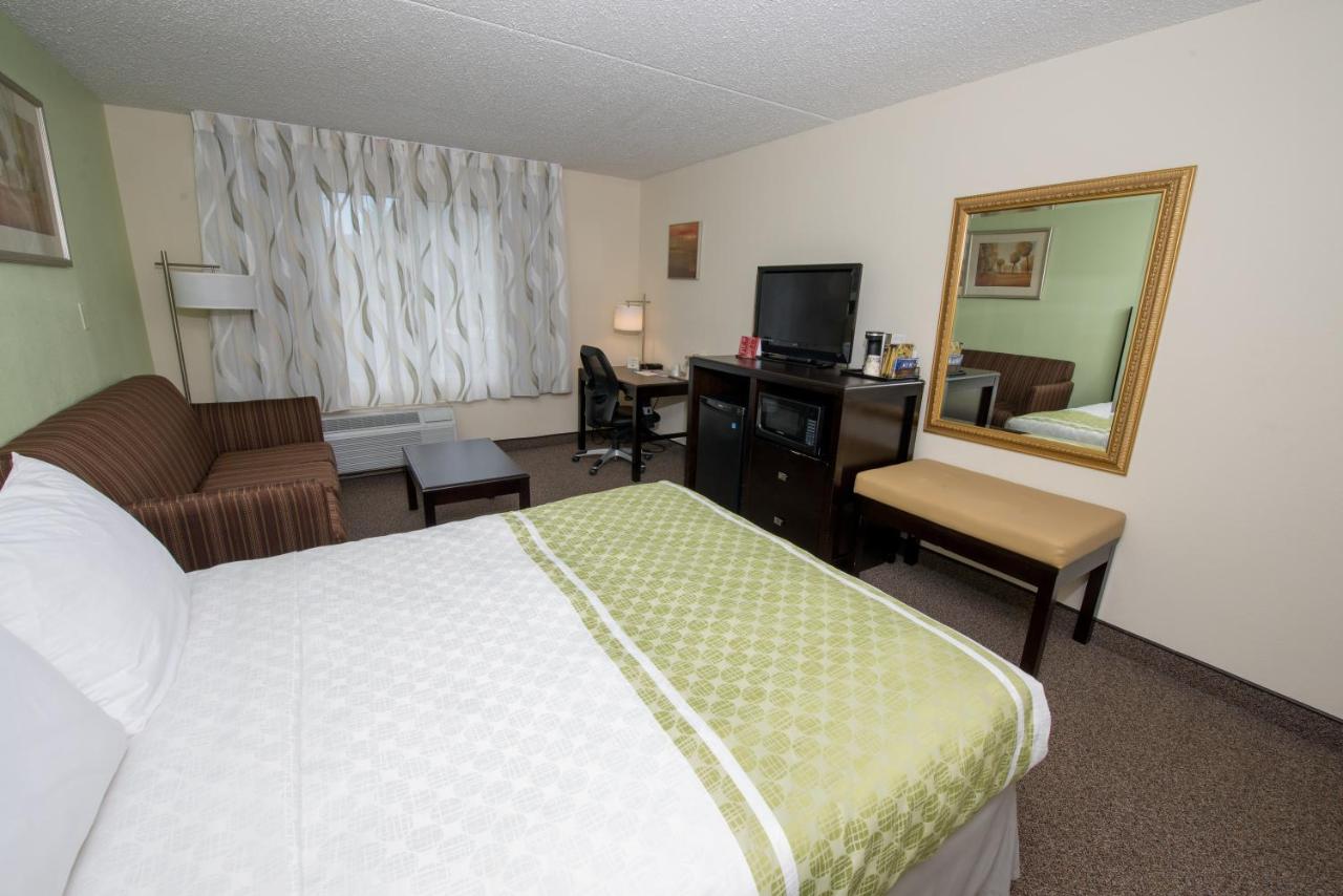 | Hope Hotel and Richard C. Holbrooke Conference Center