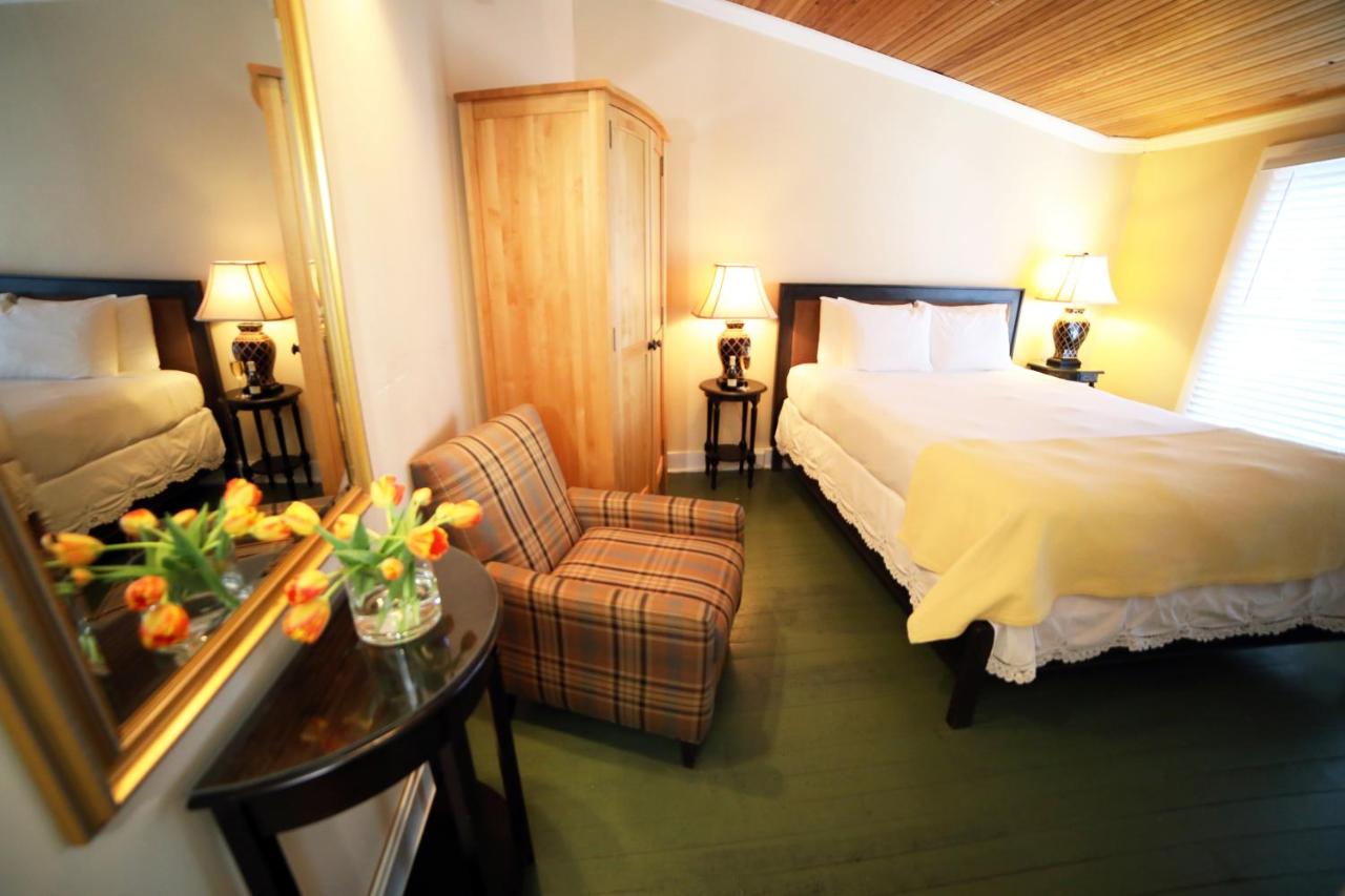 | The Kennebunk Inn