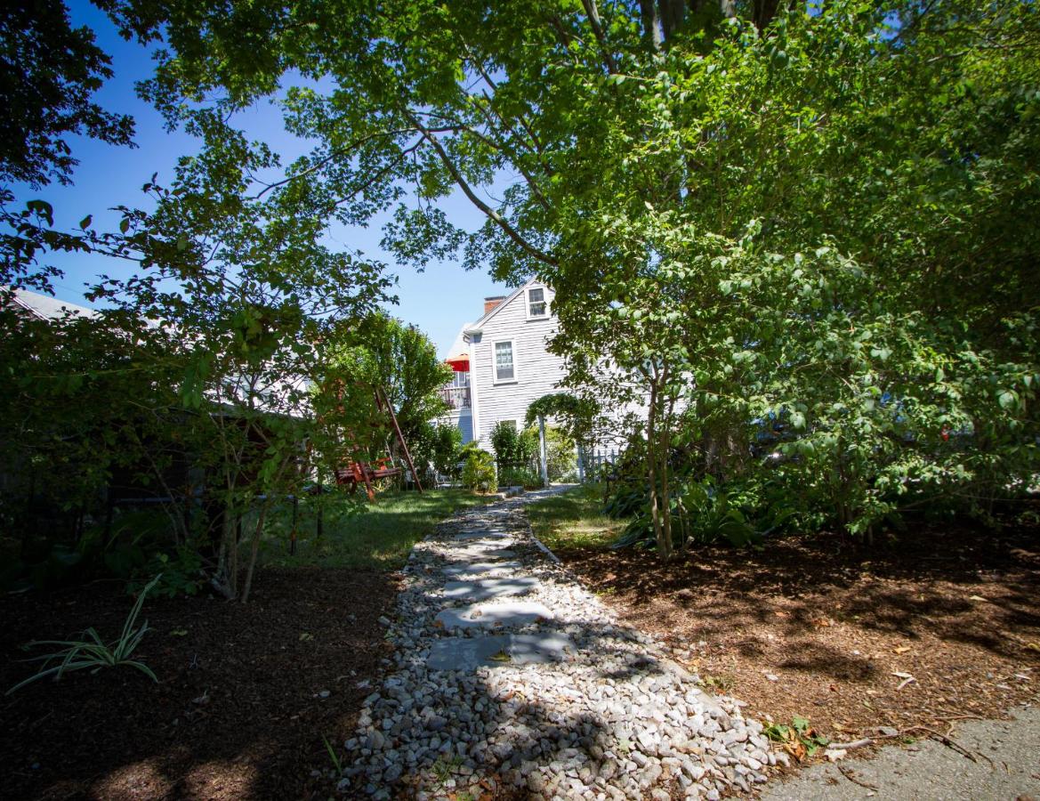 | Sally Webster Inn