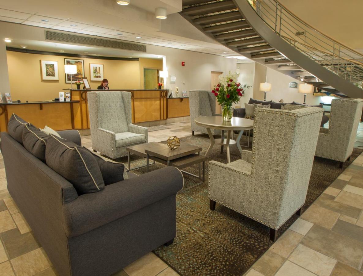 | Hotel Ithaca