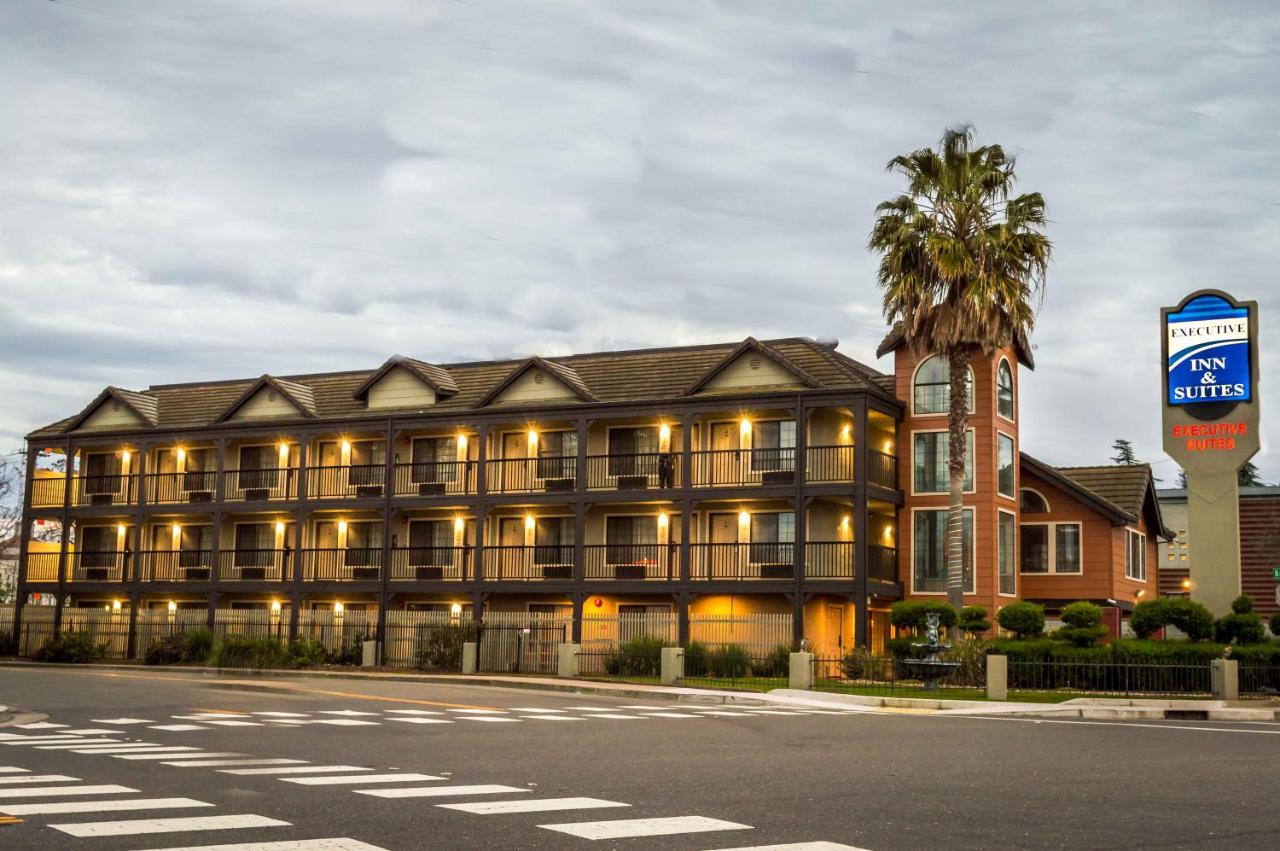 | Executive Inn & Suites Sacramento
