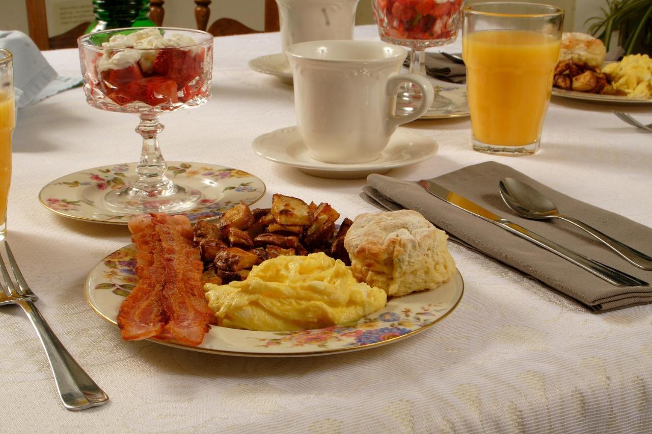  | Seven Oaks Inn Bed and Breakfast