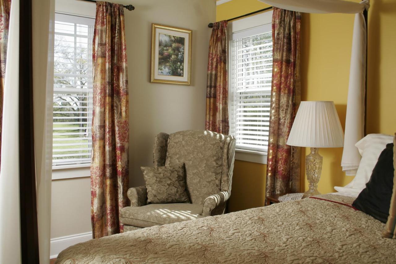  | Seven Oaks Inn Bed and Breakfast