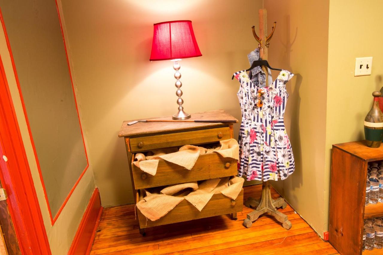 | Pine Hill Arms Hotel