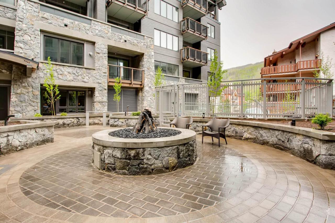 | The Lion Vail