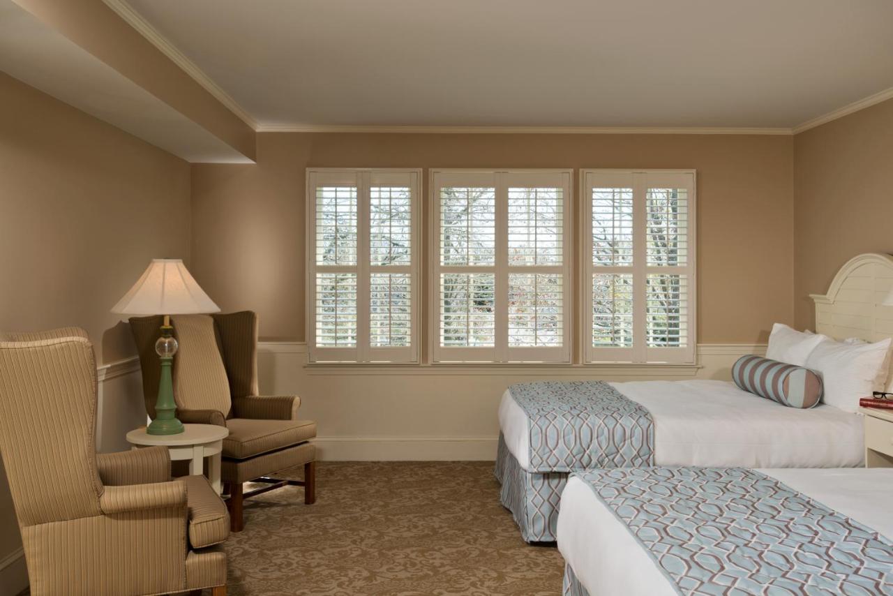 | Chatham Wayside Inn