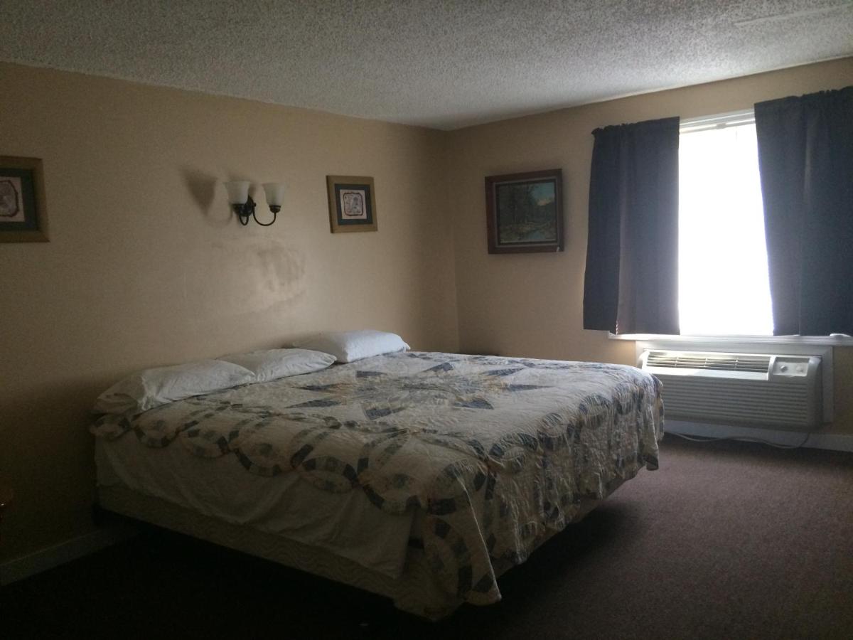 | Chaffee Lodge