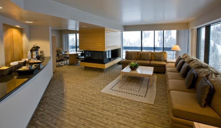 | Inn at Snowbird