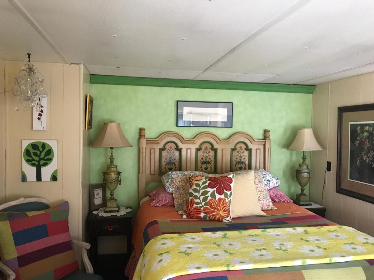 | Klutina Kate's B&B