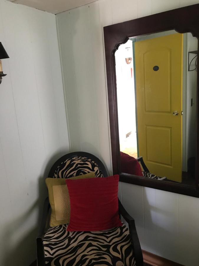 | Klutina Kate's B&B