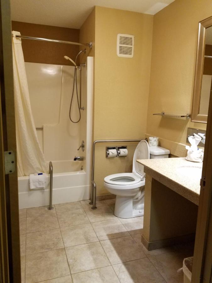 King Room - Disability Access at Best Western Martinsville Inn
