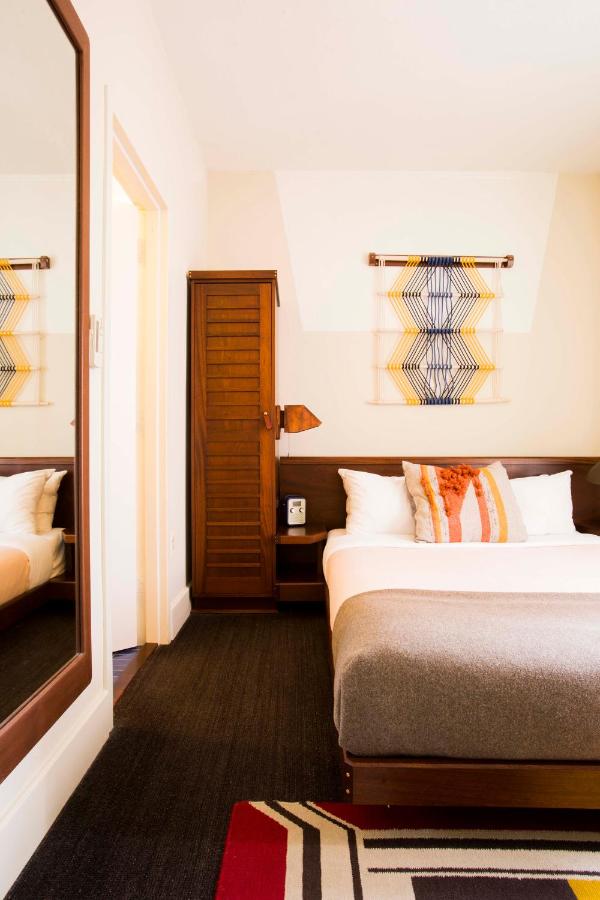 Room Selected at Check In at Freehand Chicago
