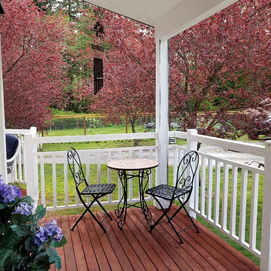 | Arbor Rouge Cottage