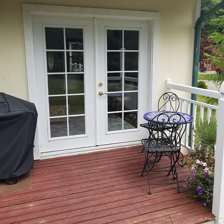 | Arbor Rouge Cottage